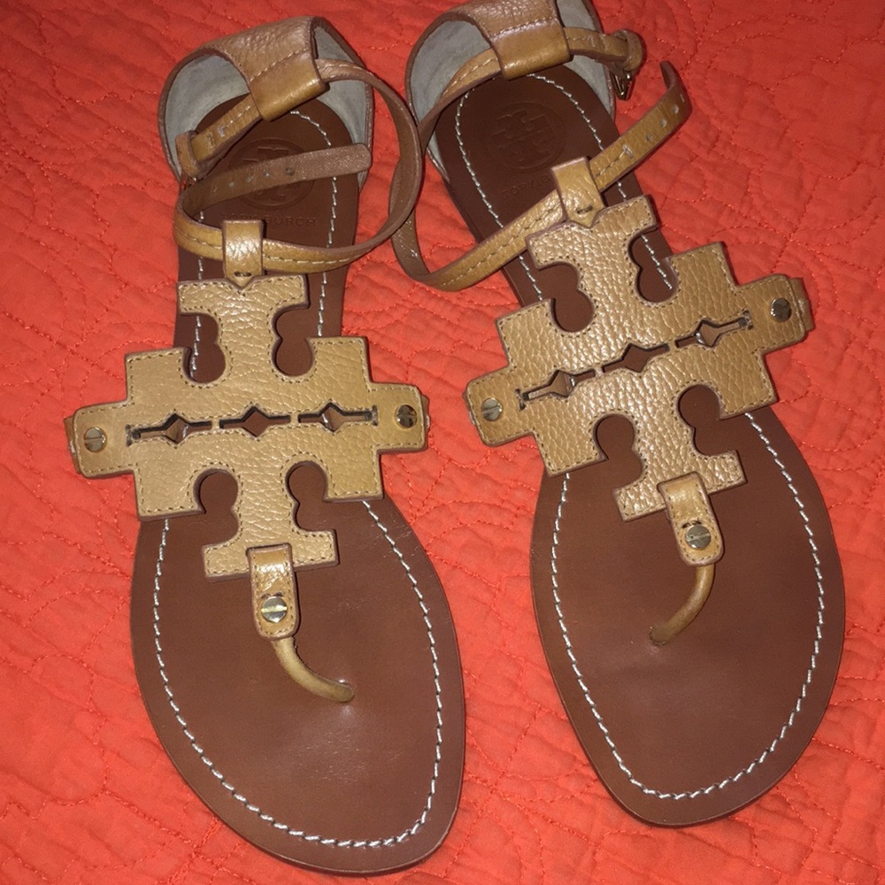 Tory Burch Flat thong Leather sandal